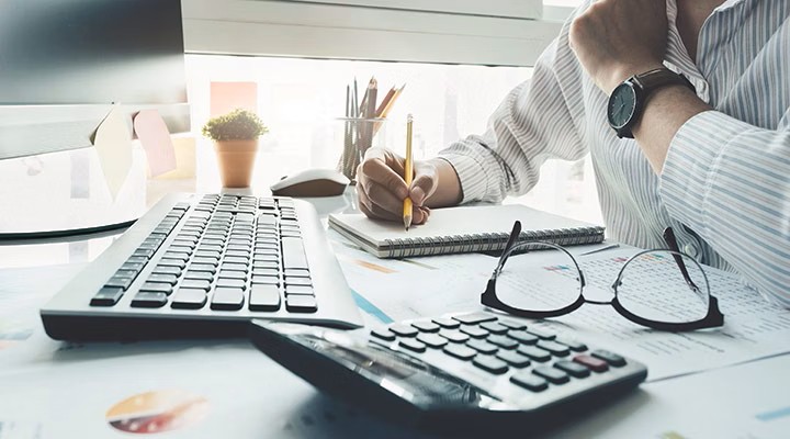 Pay Yourself First: The Most Important “Bill” in Your&nbsp;Budget